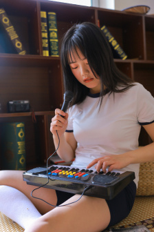 一色到底
